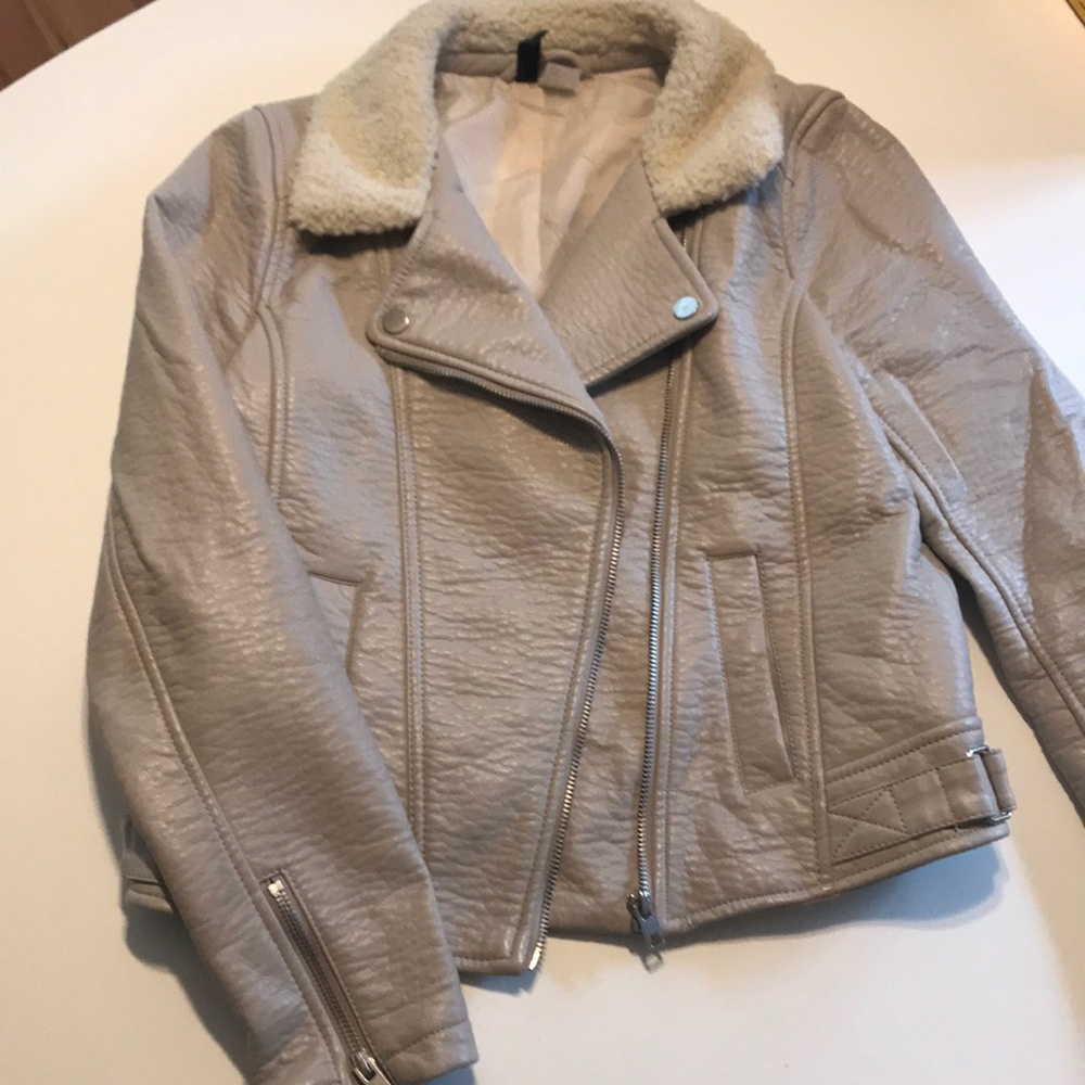 Tan/gray faux leather zip up jacket size 8